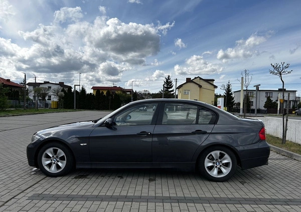 BMW Seria 3 cena 16500 przebieg: 190100, rok produkcji 2005 z Toruń małe 254